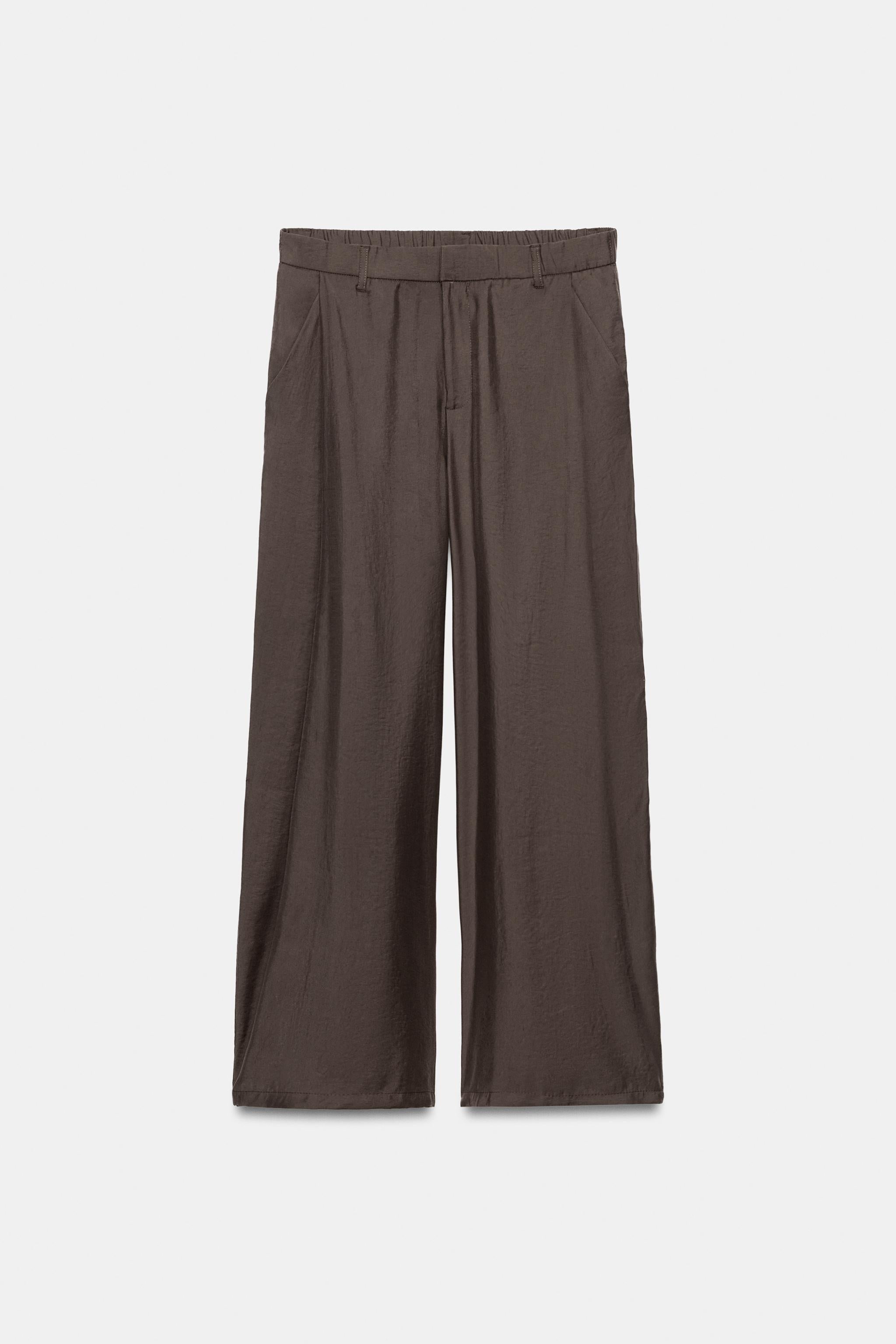Pleated Flowing Trousers – Dark Brown