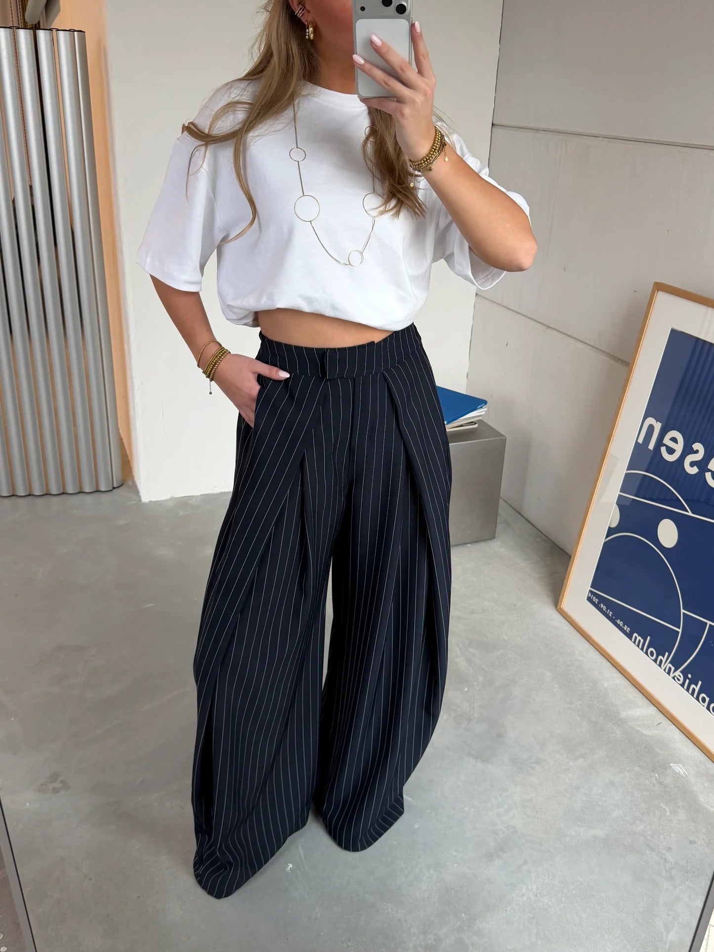 Black Pleated Wide-Leg Tailored Trousers